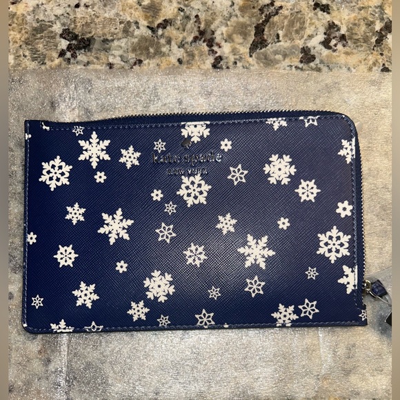 Kate Spade Staci Medium L Zip Wristlet Snowflake Toss (still in plastic) lzp - Picture 7 of 16